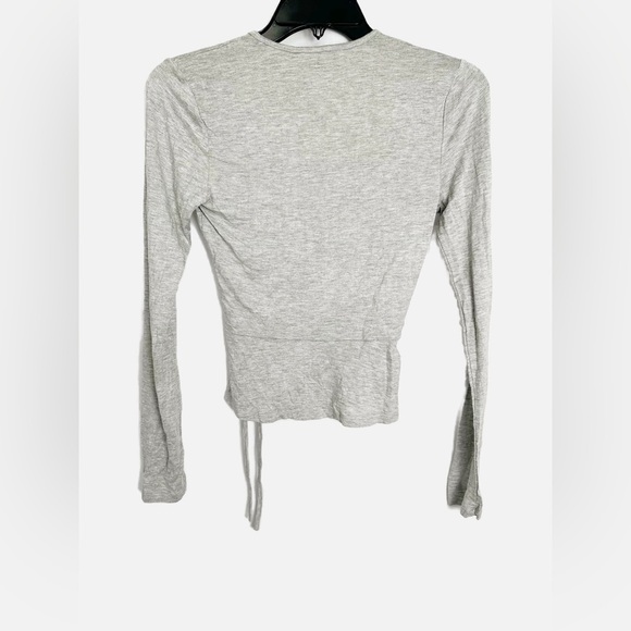 NWT BCBGeneration Wrap Gray Long Sleeve Top - Picture 3 of 4